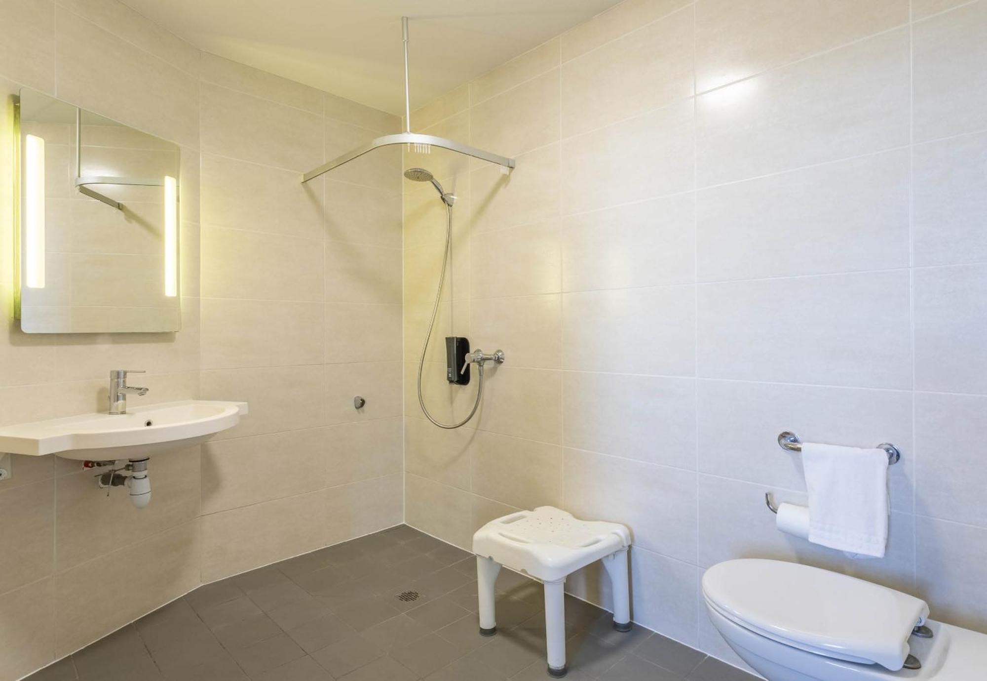 B&B Hotel Marseille Les Ports Eksteriør bilde