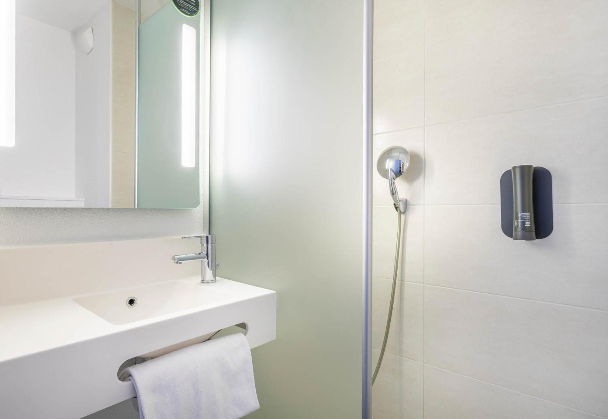 B&B Hotel Marseille Les Ports Eksteriør bilde