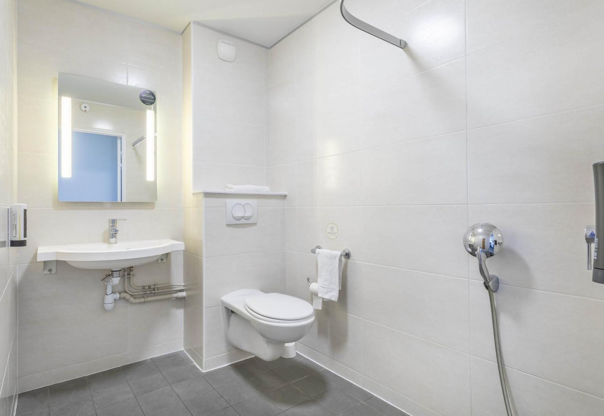 B&B Hotel Marseille Les Ports Eksteriør bilde